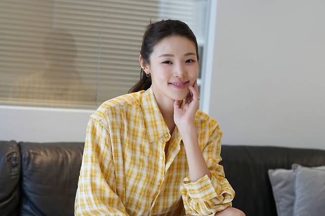 초록뱀엔터테인먼트 제공