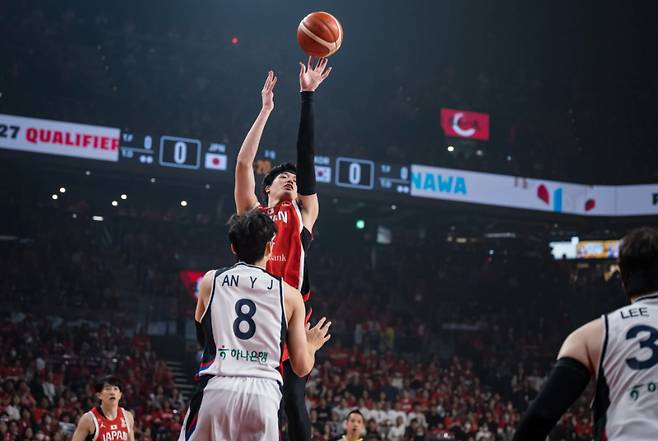 1일 오키나와 산토리 아레나서 열린 2027 국제농구연맹(FIBA) 농구 월드컵 아시아 예선 B조 4차전 경기 중. /사진=FIBA 공식 홈페이지