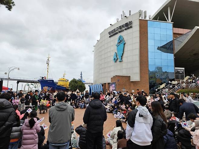 제107주년 3·1절을 맞아 고래문화특구 일원에서 다양한 프로그램이 진행된 가운데 시민 1만3,000천여명 방문했다. 남구제공