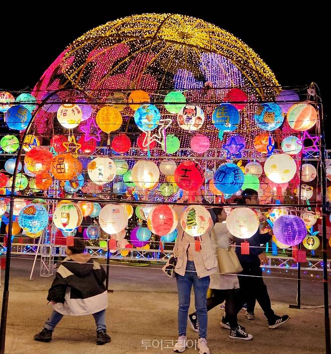 타이완등불축제/사진-투어코리아