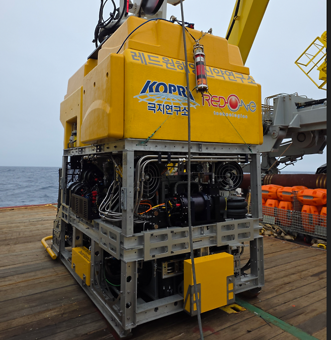 무인잠수정 '아리아리호'. 극지연구소 제공