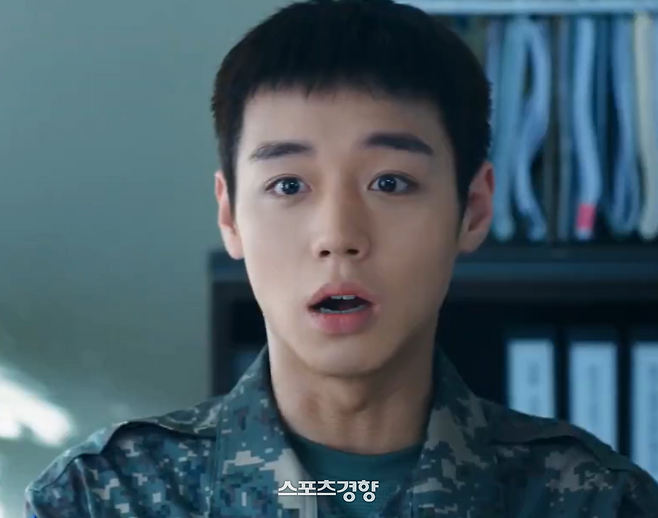 tvN ‘취사병 전설이 되다’ 티저 캡처.