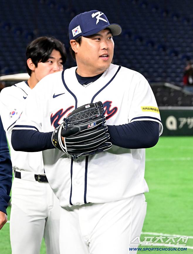 4일 일본 도쿄돔에서 열린 WBC(월드베이스볼클래식) 한국 대표팀의 공식훈련. 류현진이 그라운드에 나서고 있다. 도쿄(일본)=허상욱 기자wook@sportschosun.com/2026.03.04/