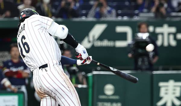 7일 일본 도쿄돔에서 열린 2026 WBC 조별리그 C조 2차전 대한민국과 일본의 경기. 3회말 1사 일본 오타니가 우중간 솔로 홈런을 치고 있다./연합뉴스