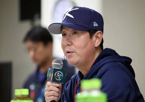 경기전 기자회견하는 류지현 감독(사진=WBC)