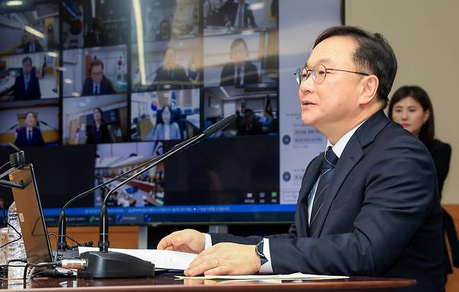 지난 25일 오후 대법원에서 열린 전국 법원장 임시회의에서 박영재 법원행정처장이 발언을 하고 있다. 박 처장은 ‘이재명 선거법 사건’ 상고심 주심이었다. 박성원 기자