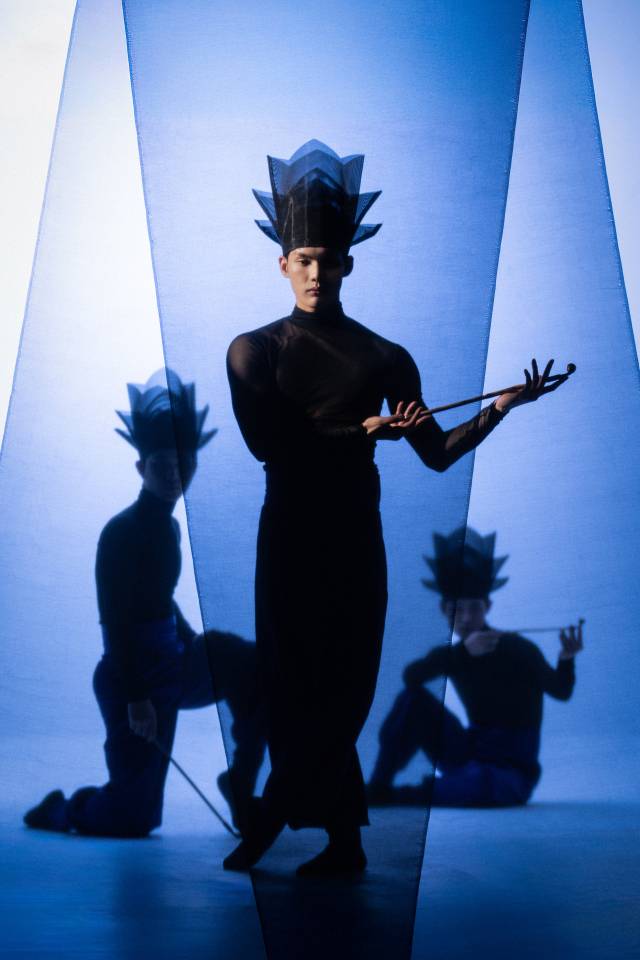 윤별발레컴퍼니 창작 발레 ‘갓’ 공연 모습. 금정문화회관 제공