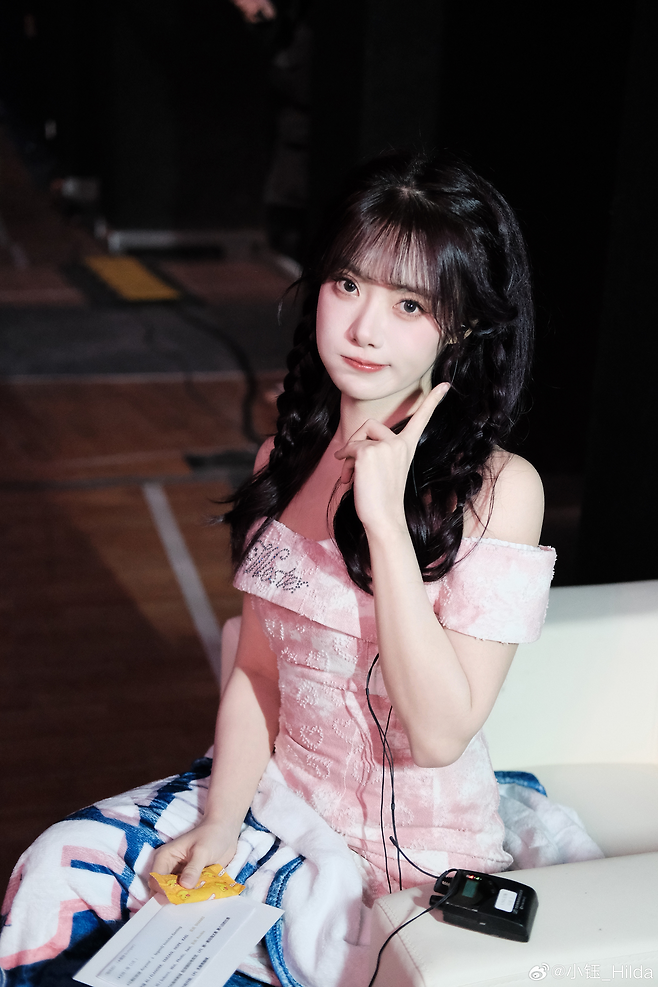 LPL 호스트 '힐다' 샤오위(사진=본인 웨이보)