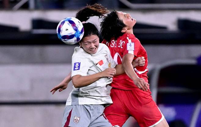 북한과 중국의 2026 아시아축구연맹(AFC) 여자 아시안컵 조별리그 3차전 경기 중. /사진=아시아축구연맹(AFC) 공식 홈페이지