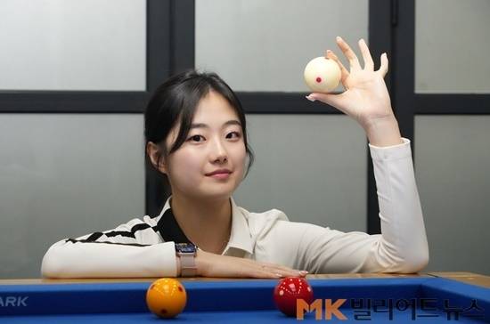 허채원은 지난해 첫 우승 전까지 1년 넘게 별다른 성적을 못 내며 부진했다. 허채원은 최근 상승세에 대해 그 동안 쌓아온 노력이 결실을 맺고 있는 것이라고 했다.