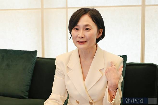 박경아 KB국민은행 KB골드앤와이즈 더퍼스트 반포센터 부센터장은 자산가들의 투자 방향에 변화가 생겼다고 말했다. 사진=유채영 기자