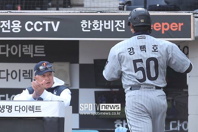 ▲ 왼쪽부터 김경문 감독, 강백호 ⓒ곽혜미 기자