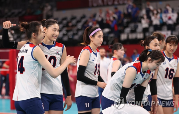 양효진(왼쪽). ⓒ연합뉴스