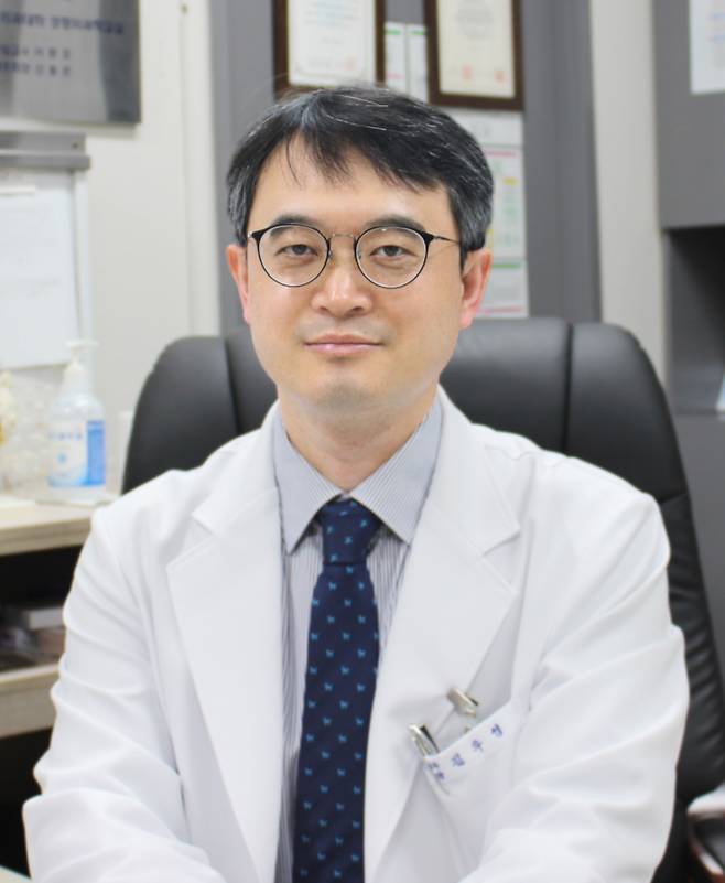 김주영 이춘택병원 척추관절센터 제1정형외과장.