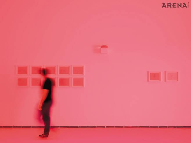 구정아, 프랑스 루마 아를에서 연 전시 전경, 2025~2026 © 빅터 & 시몬 – 그레고아 다블론