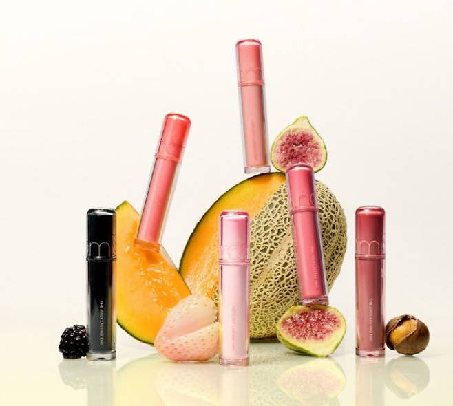 롬앤 더 쥬시 래스팅 틴트 제품들. (사진=아이패밀리에스씨)