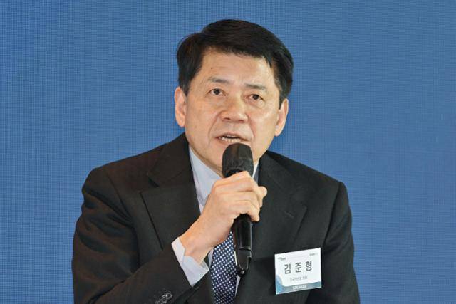 김준형 조국혁신당 의원이 지난해 11월 서울 여의도 FKI타워 그랜드볼룸에서 열린 2025 코라시아포럼에 참석해 '미중 대결의 시대, 한국 외교의 좌표'를 주제로 토론하고 있다. 최주연 기자