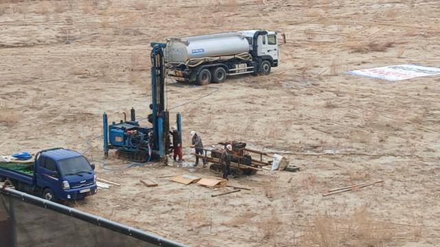SH공사에서 11일 서울 세운4구역 매장유산 시추를 진행한 모습. 국가유산청 제공