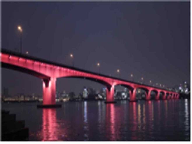 경관조명이 들어온 원효대교 모습. 사진제공=서울시