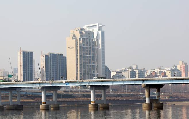17일 서울 강남구 청담동의 에테르노청담. /연합뉴스