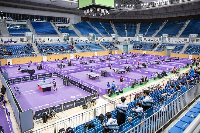대한탁구협회가 제72회 전국남녀종별탁구선수권대회를 개최한다. 사진은 강릉아레나에서 열렸던 작년 대회 모습. 사진=대한탁구협회