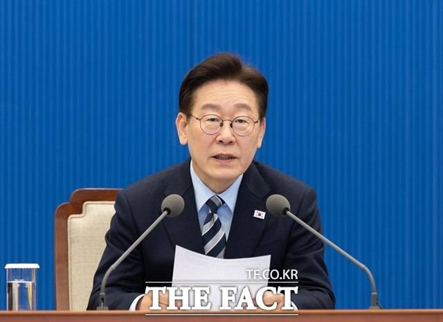 청와대는 19일 대법원의 최종 판결로 이재명 대통령의 조폭 연루설이 허위사실로 드러났다며 당시 보도에 대한 추후보도를 각 언론사에 요구했다. /청와대