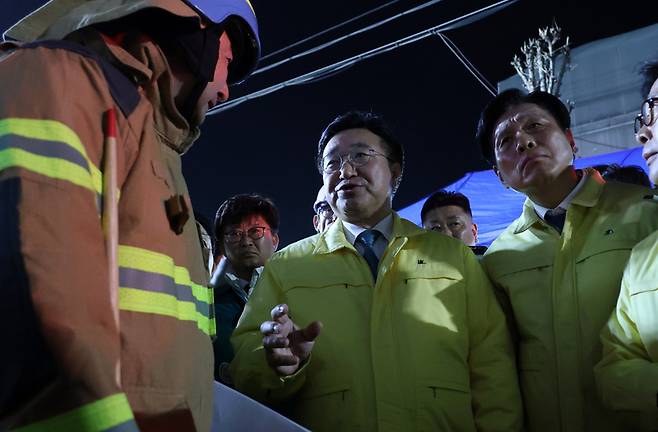 화재 현장 방문한 윤호중 장관 / 사진=연합뉴스