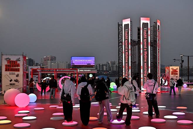 Love Song Lounge. 사진 제공=하이브