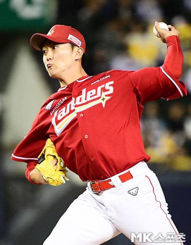 22일 키움전에서 무난한 투구를 펼친 김건우. 사진=김영구 기자