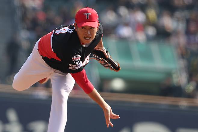 KIA 이태양이 22일 잠실구장에서 열린 2026 KBO리그 시범경기 두산과 경기에서 역투하고 있다. 사진 | KIA 타이거즈