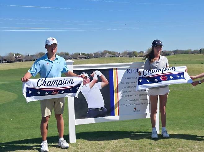 남자부 1위 도슨루(왼쪽), 여자부 1위 헤일리킴. 퍼시픽링스코리아 제공