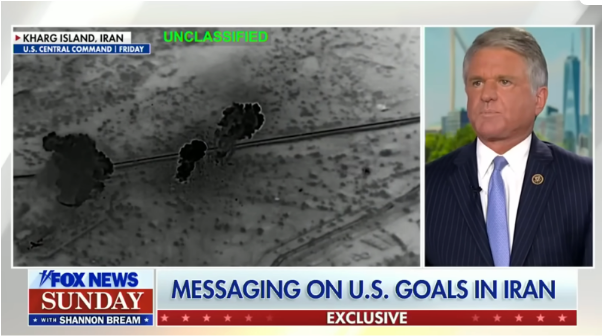 미 중부사령부가 공개한 이란 카르그 섬 공습 영상. 이란 원유 수출의 핵심 거점이다. 트럼프는 석유 시설은 의도적으로 살려뒀지만 이란이 호르무즈 해협을 건드리면 추가 타격할 수 있다고 경고했다. /사진=폭스뉴스 캡처