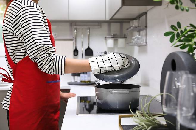 집에서 직접 요리하는 습관이 치매 발생 위험을 낮추는 데 도움이 된다는 연구 결과가 나왔다./사진=클립아트코리아