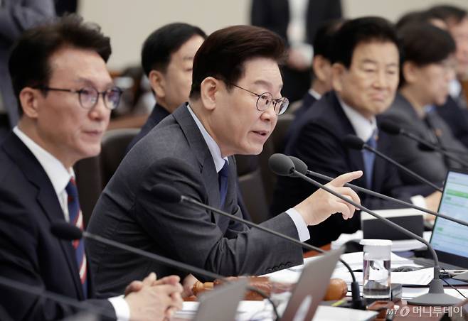 (서울=뉴스1) 허경 기자 = 이재명 대통령이 24일 청와대에서 열린 국무회의에서 발언하고 있다. (청와대통신사진기자단) 2026.3.24/뉴스1 Copyright (C) 뉴스1. All rights reserved. 무단 전재 및 재배포, AI학습 이용 금지. /사진=(서울=뉴스1) 허경 기자