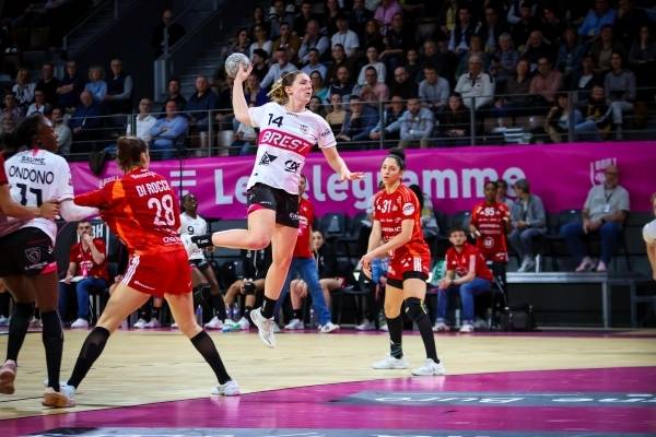 사진 2025-26 시즌 프랑스 여자 핸드볼 리그 브레스트 브르타뉴와 브장송 경기 모습, 사진 출처=브레스트 브르타뉴