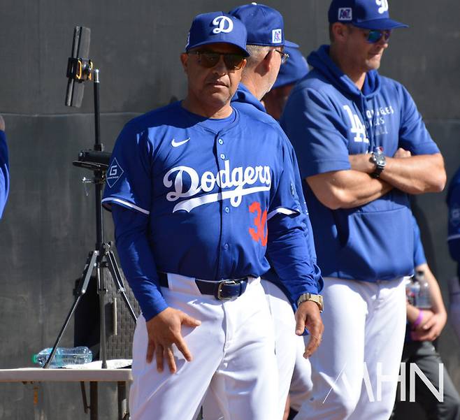 (데이브 로버츠 다저스 감독)