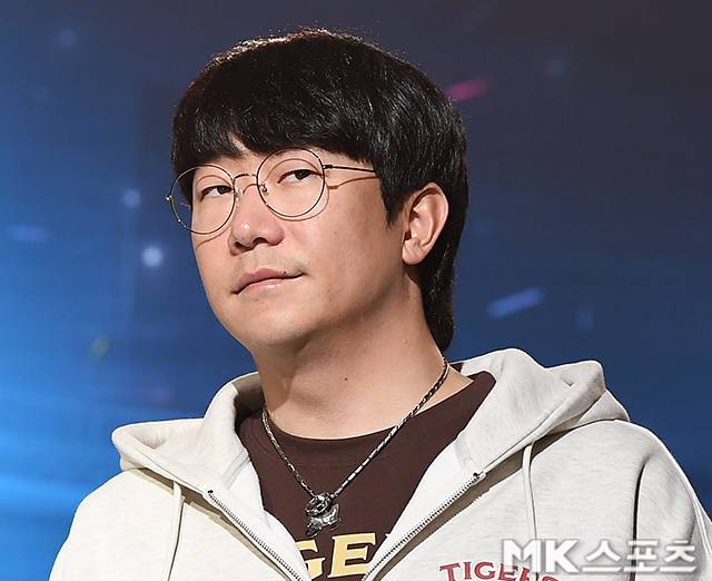 ‘2026 KBO 미디어데이’가 26일 서울 송파구 롯데호텔 월드에서 진행됐다. KIA 양현종이 미디어데이에 참석하고 있다. 사진(잠실 서울)=천정환 기자