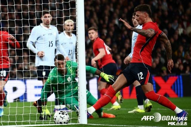 화이트는 잉글랜드 선제골의 주인공이 됐다. 사진(런던 영국)=AFPBBNews=News1