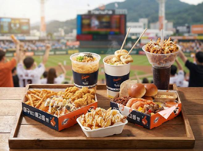 더본코리아가 프로야구 시즌을 맞아 편의성을 강화한 '야구장 전용 메뉴'를 내놓았다.