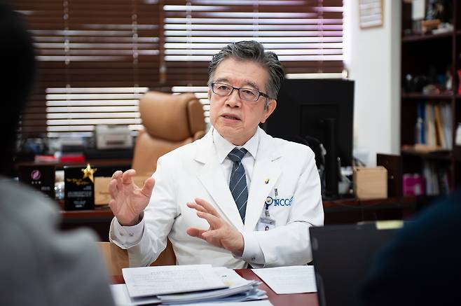 양한광 국립암센터 원장은 지난 26일 뉴스1과 인터뷰에서 "국립암센터–권역암센터–지역병원을 잇는 협력 구조를 강화하고 진료 의뢰·회송 체계와 다학제 협진, 원격 진료 등 디지털 네트워크를 함께 구축해야 한다"고 말했다.(국립암센터 제공)