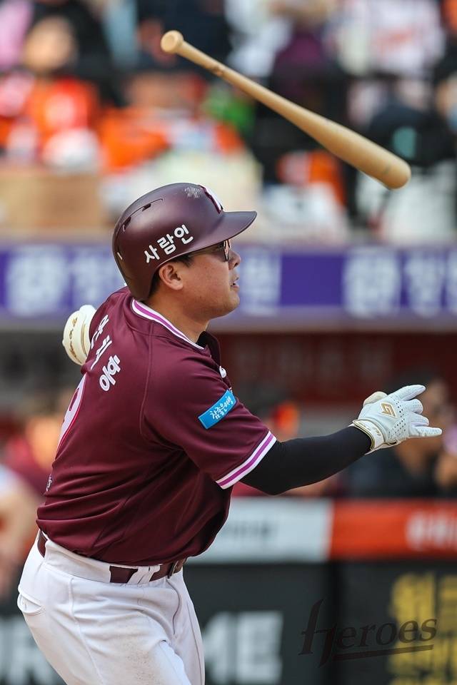 안치홍은 28일 한화전에서 불방망이를 휘둘렀다. 사진=키움 제공