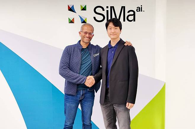 크리슈나 랑가사예 시마AI 창업자 겸 CEO와 김태호 노타 최고기술책임자 / 출처=노타