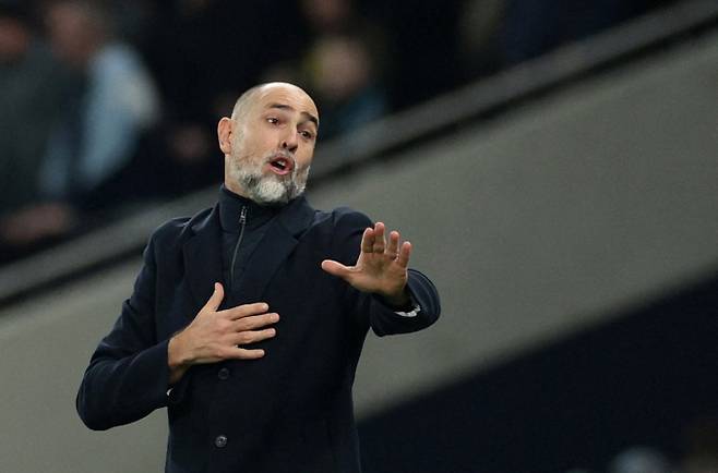 잉글랜드 프로축구 프리미어리그(EPL) 토트넘 홋스퍼가 이고르 투도르 감독 후임을 구하고 있다. 사진은 지난 5일(현지시각) 투도르 감독이 영국 런던 토트넘 홋스퍼 스타디움에서 열린 토트넘 홋스퍼 대 크리스탈 팰리스 경기에 나선 모습. /로이터=뉴스1