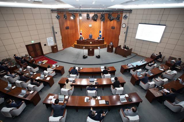 군산시의회 본회의장 전경
