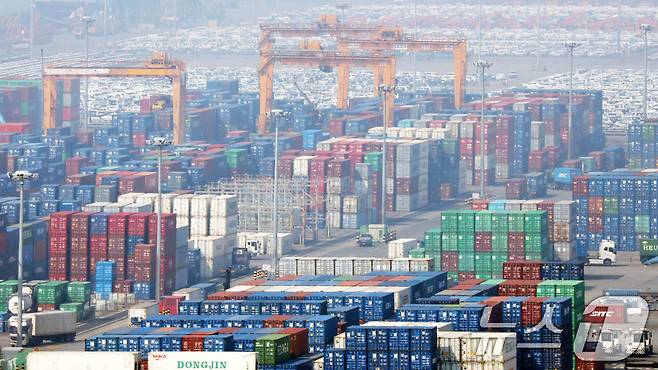 경기 평택시 포승읍 평택항의 모습. ⓒ 뉴스1 김영운 기자