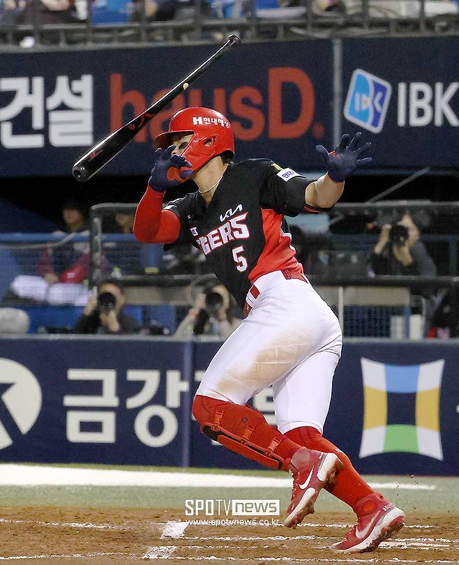 ▲ 시즌 첫 홈런을 포함해 폭발적인 타격을 보여주며 팀의 시즌 첫 승을 견인한 김도영 ⓒ곽혜미 기자