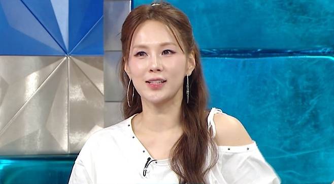 가수 채연이 MBC ‘라디오스타’에 출연한다.