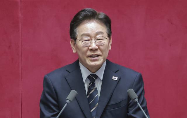 이재명 대통령이 2일 국회에서 2026 추가경정예산안 시정연설을 하고 있다. 연합뉴스