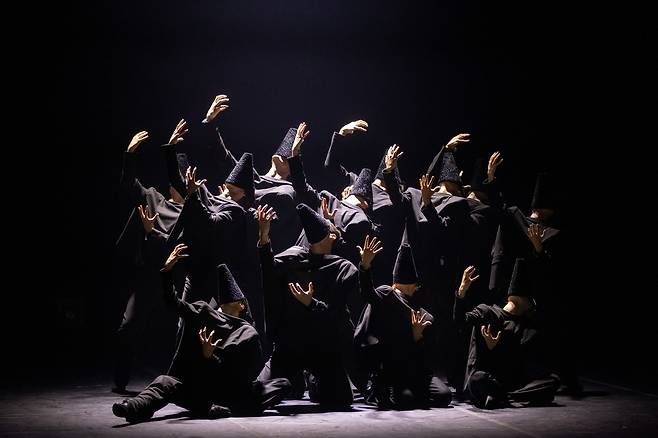 BBL ‘바이 바이 베이비 블랙버드’ 공연 장면. (C)BBL - Gregory Batardon