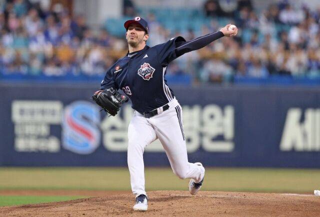 5일 경기 선발 잭로그./두산 베어스